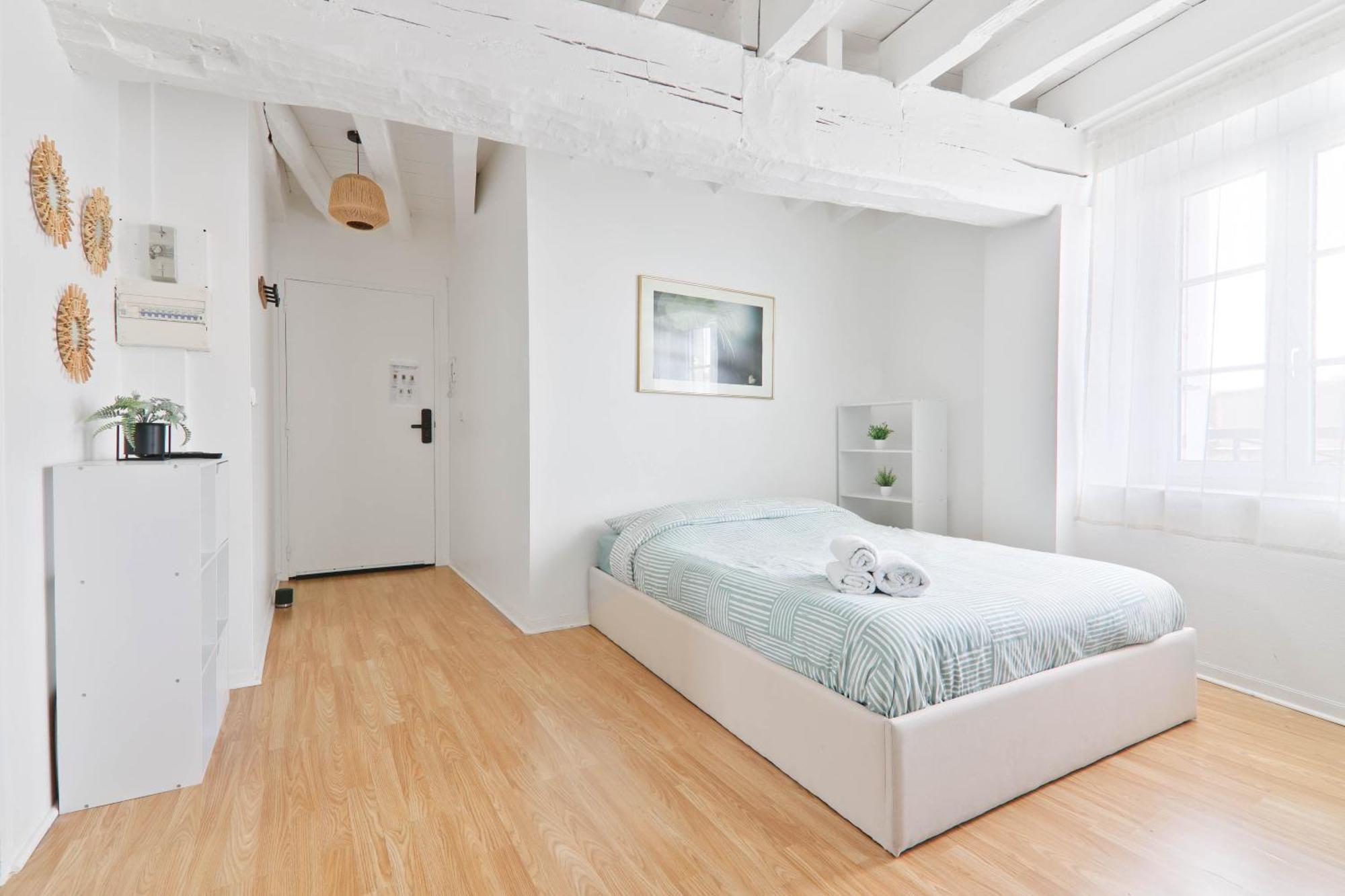 Studio Chaleureux A Etampes, France Exteriör bild