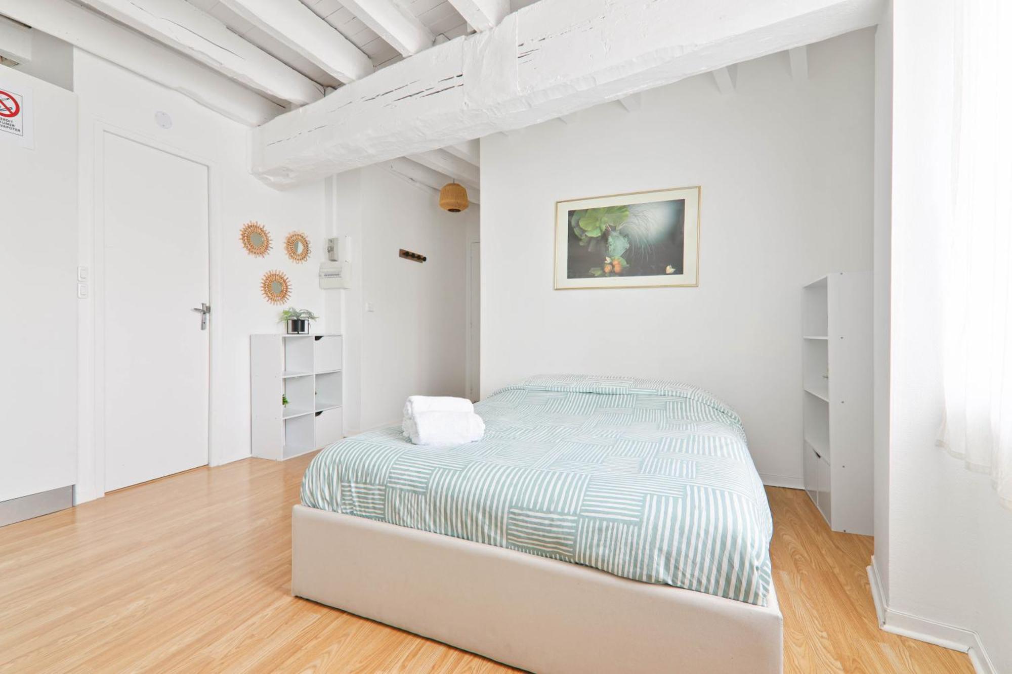 Studio Chaleureux A Etampes, France Exteriör bild