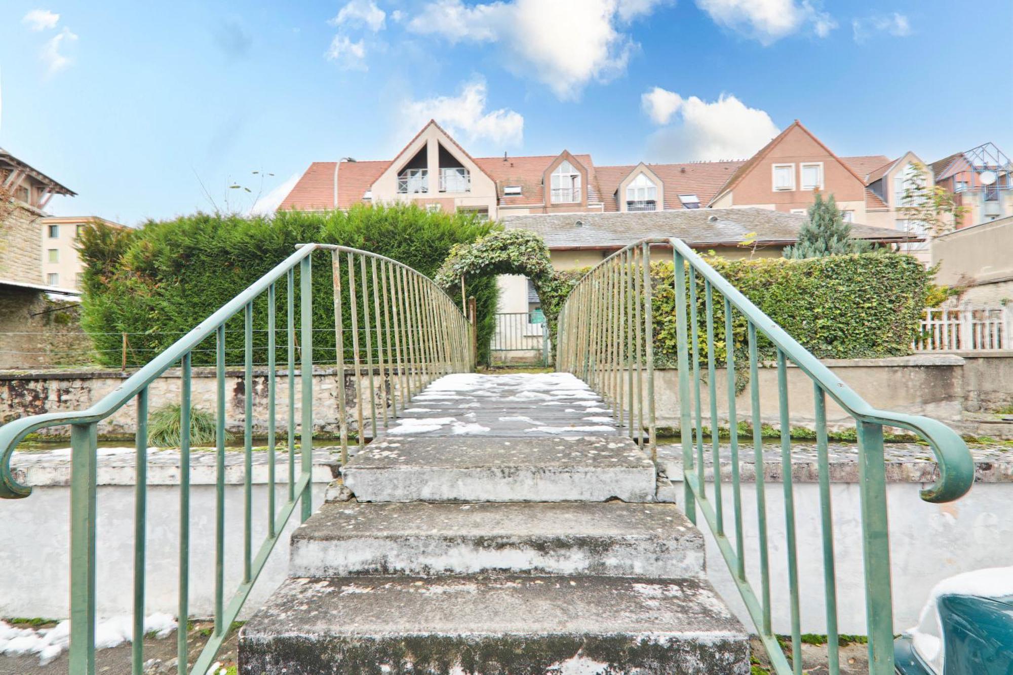 Studio Chaleureux A Etampes, France Exteriör bild
